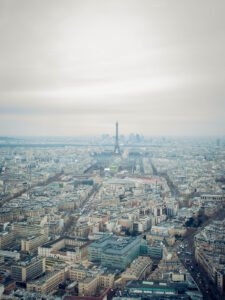 Distante View of the Torre