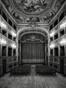 Luz y Sombra del Teatro Antiguo